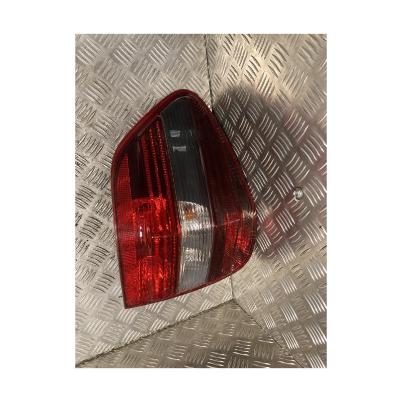 Feu arriere principal gauche (feux) MERCEDES CLASSE M 164 PHASE 1 d’occasion
