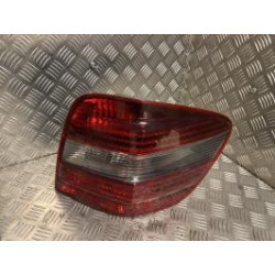 Feu arriere principal droit (feux) MERCEDES CLASSE M 164 PHASE 1 d’occasion