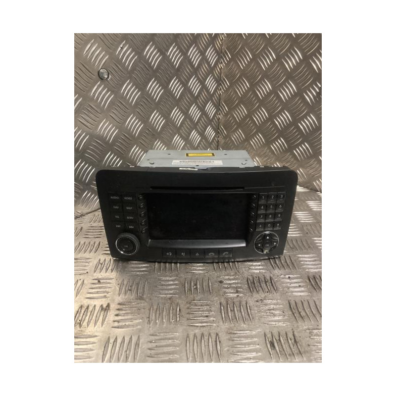 Autoradio d'origine MERCEDES CLASSE M 164 PHASE 1 d’occasion