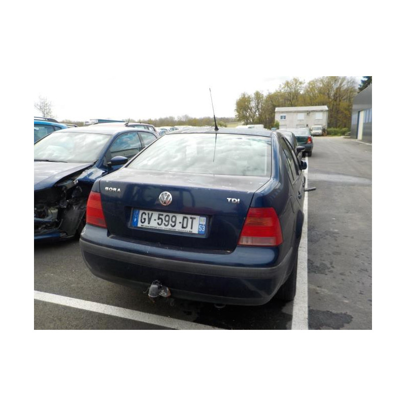 Feu arriere principal droit (feux) VOLKSWAGEN BORA d’occasion