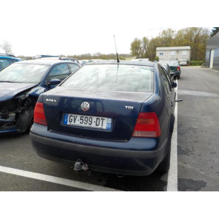 Platine feu arriere droit VOLKSWAGEN BORA d’occasion