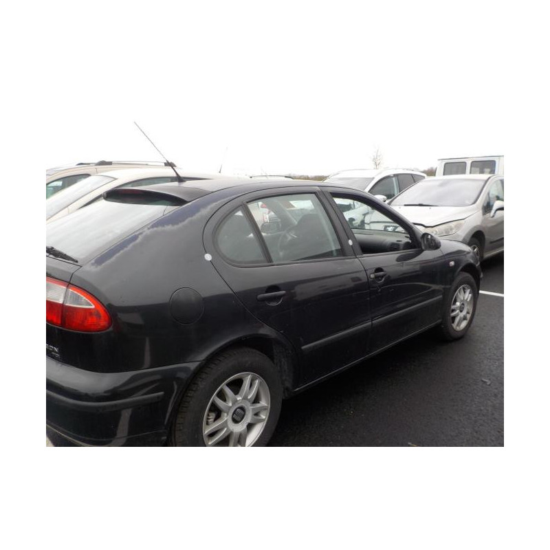Platine feu arriere gauche SEAT LEON 1 d’occasion