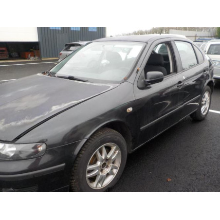 Platine feu arriere gauche SEAT LEON 1 d’occasion