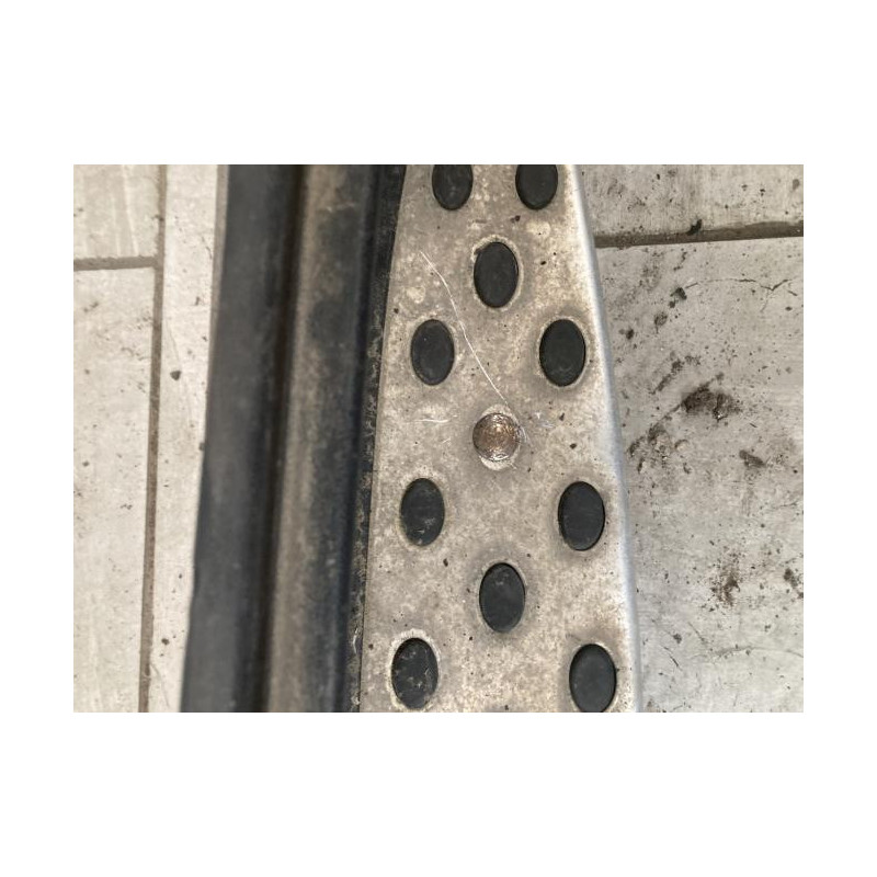 Marche pieds MERCEDES CLASSE M 164 PHASE 1 d’occasion
