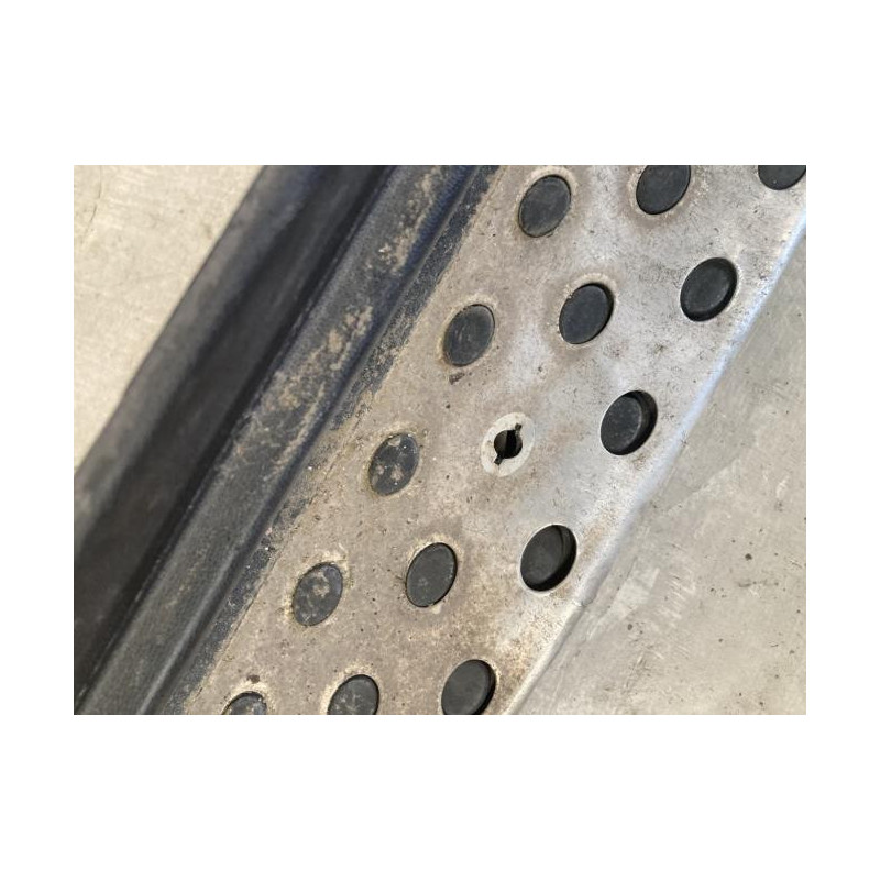 Marche pieds MERCEDES CLASSE M 164 PHASE 1 d’occasion
