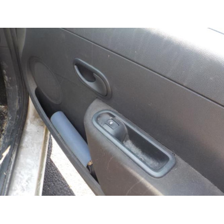 Moteur RENAULT CLIO 3 PHASE 1 d’occasion