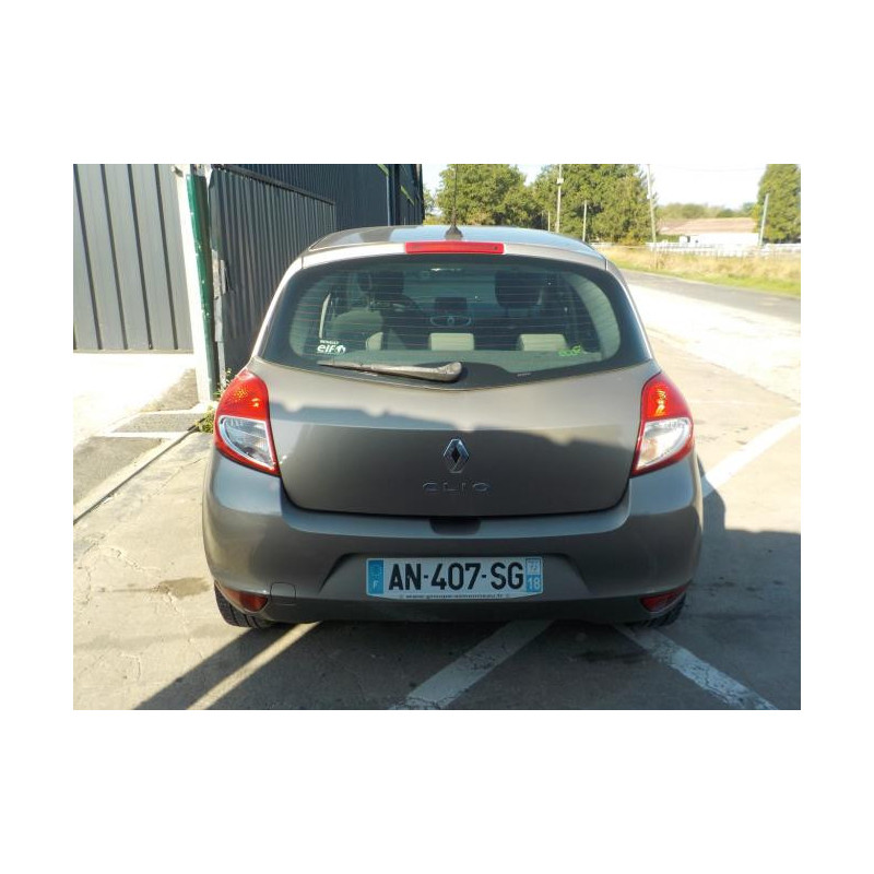 Moteur RENAULT CLIO 3 PHASE 1 d’occasion
