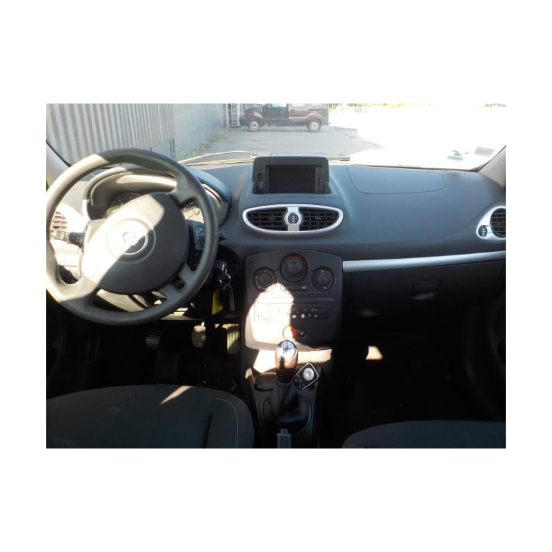 Moteur RENAULT CLIO 3 PHASE 1 d’occasion