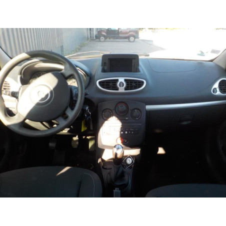 Moteur RENAULT CLIO 3 PHASE 1 d’occasion