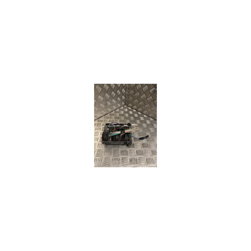 Boitier servitude moteur (BSM) CITROEN BERLINGO 2 PHASE 1 d’occasion