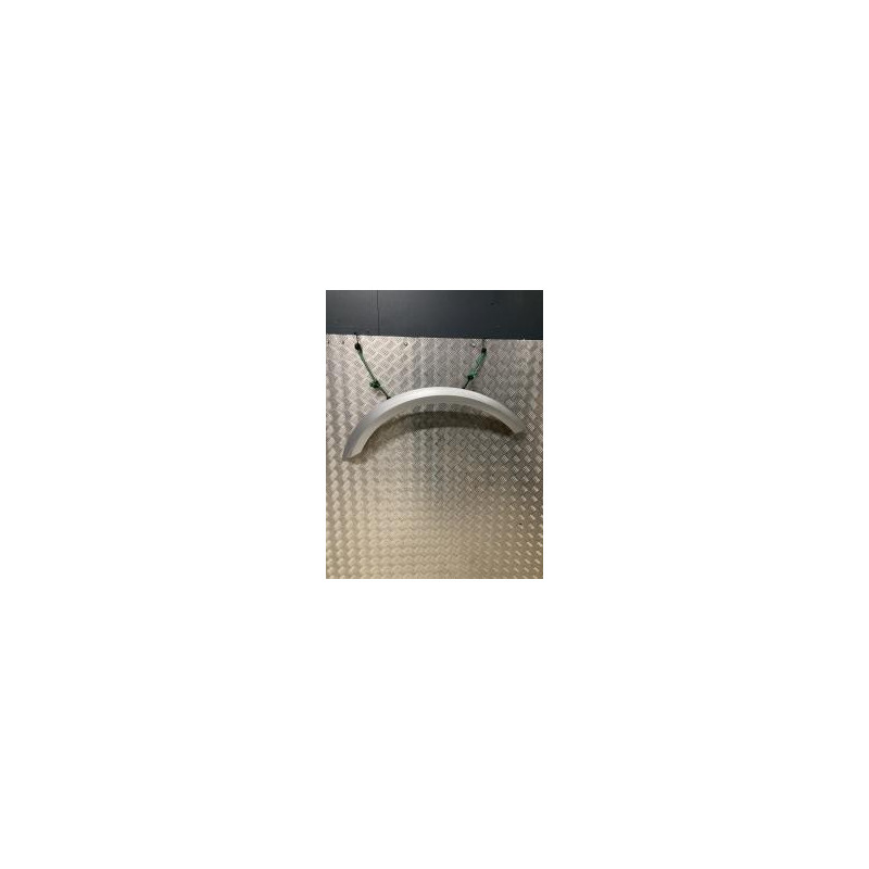 Extension d'aile arriere droit MERCEDES CLASSE M 164 PHASE 1 d’occasion