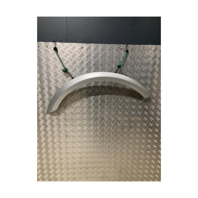 Extension d'aile arriere droit MERCEDES CLASSE M 164 PHASE 1 d’occasion