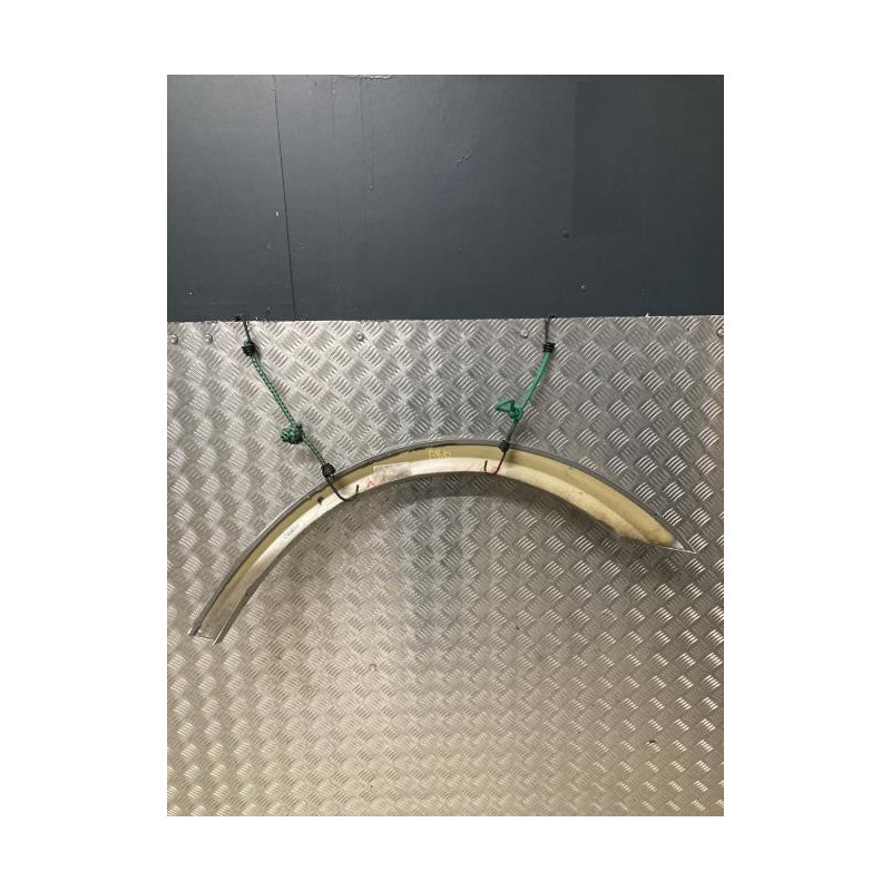 Extension d'aile arriere droit MERCEDES CLASSE M 164 PHASE 1 d’occasion