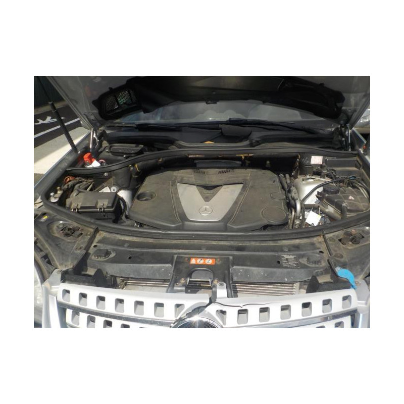 Pare boue avant gauche MERCEDES CLASSE M 164 PHASE 1 d’occasion