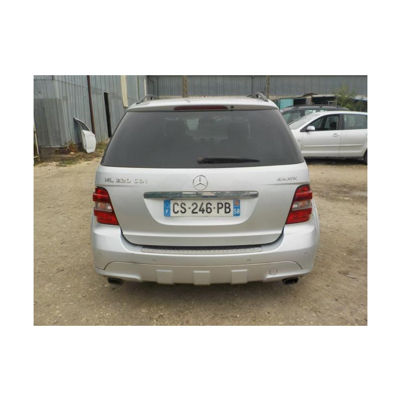 Joint de coffre MERCEDES CLASSE M 164 PHASE 1 d’occasion