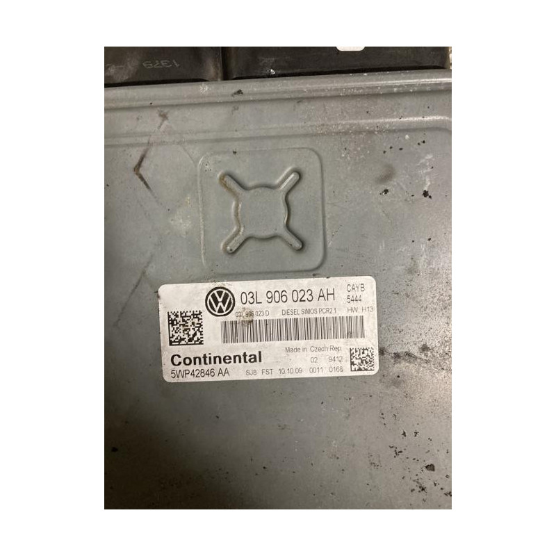 Calculateur moteur VOLKSWAGEN POLO 5 PHASE 1 d’occasion