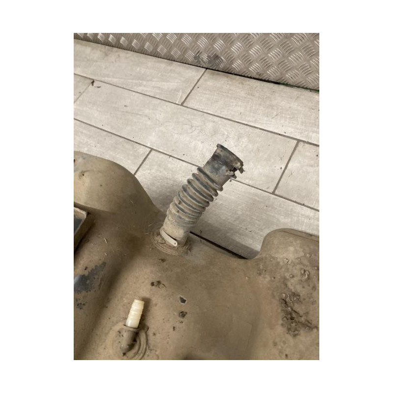 Reservoir essence RENAULT MASTER 2 PHASE 3 d’occasion