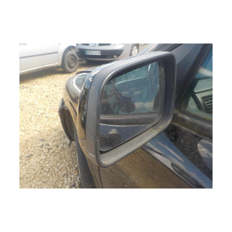 Platine feu arriere droit OPEL ASTRA G COUPE d’occasion