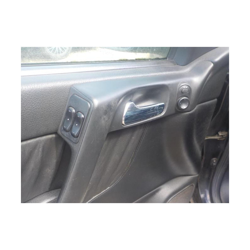 Platine feu arriere droit OPEL ASTRA G COUPE d’occasion