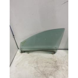 Vitre avant gauche RENAULT MEGANE 3 PHASE 1 d’occasion
