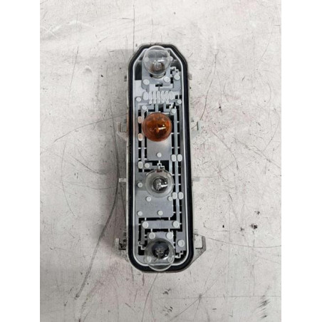 Platine feu arriere droit RENAULT CLIO 2 PHASE 1 d’occasion
