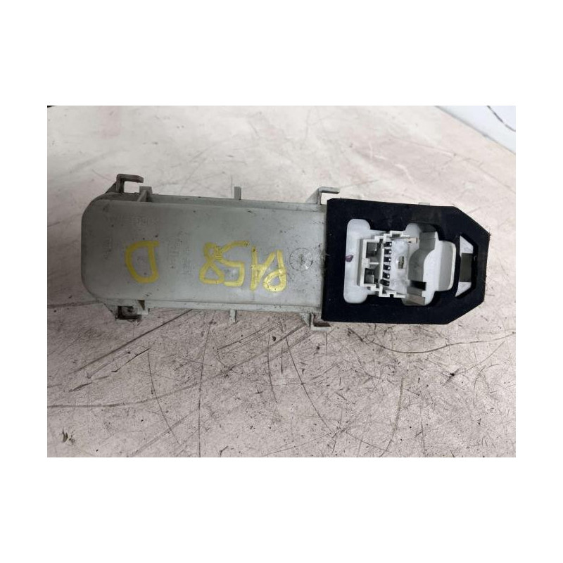 Platine feu arriere droit RENAULT CLIO 2 PHASE 1 d’occasion