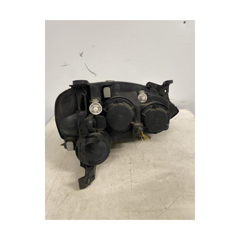 Optique avant principal gauche (feux)(phare) OPEL  d’occasion