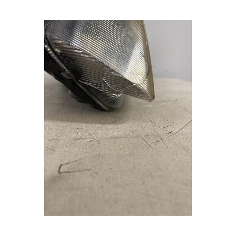 Optique avant principal gauche (feux)(phare) OPEL  d’occasion