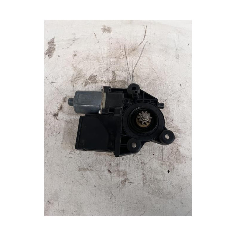 Moteur leve vitre avant droit RENAULT MEGANE 3 PHASE 1 BREAK d’occasion
