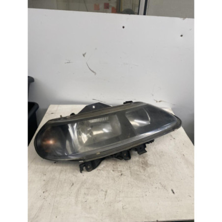 Optique avant principal droit (feux)(phare) RENAULT LAGUNA 1 PHASE 2 d’occasion