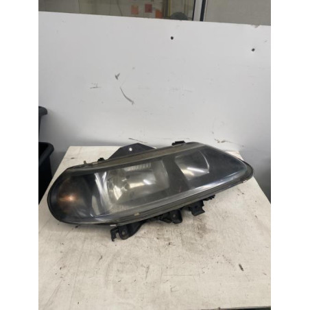 Optique avant principal droit (feux)(phare) RENAULT LAGUNA 1 PHASE 2 d’occasion