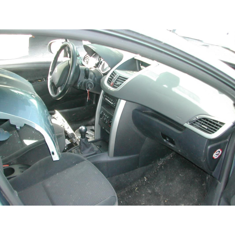 Renfort pare choc avant (traverse) PEUGEOT 207 PHASE 1 d’occasion