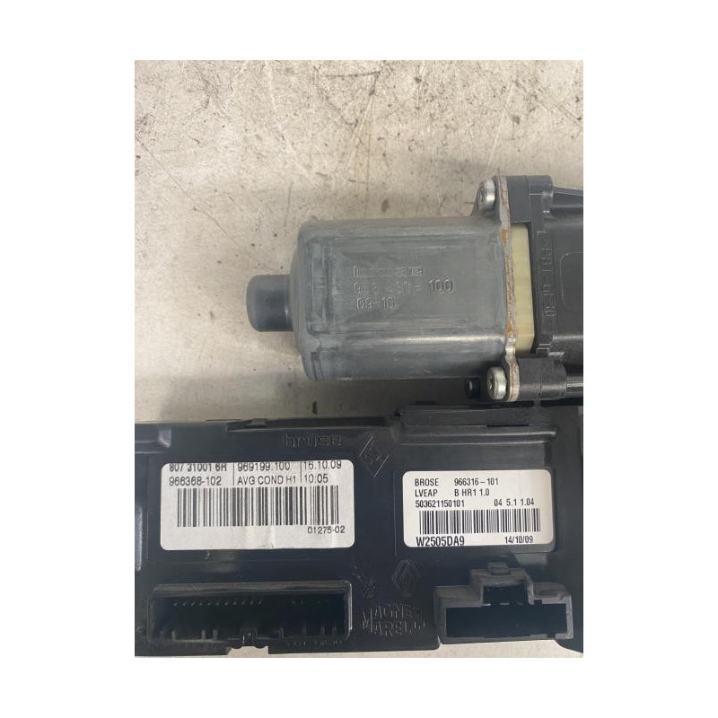Moteur leve vitre avant gauche RENAULT MEGANE 3 PHASE 1 d’occasion