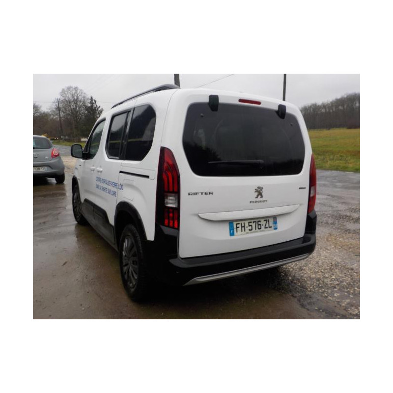 Poignee porte avant gauche PEUGEOT RIFTER d’occasion