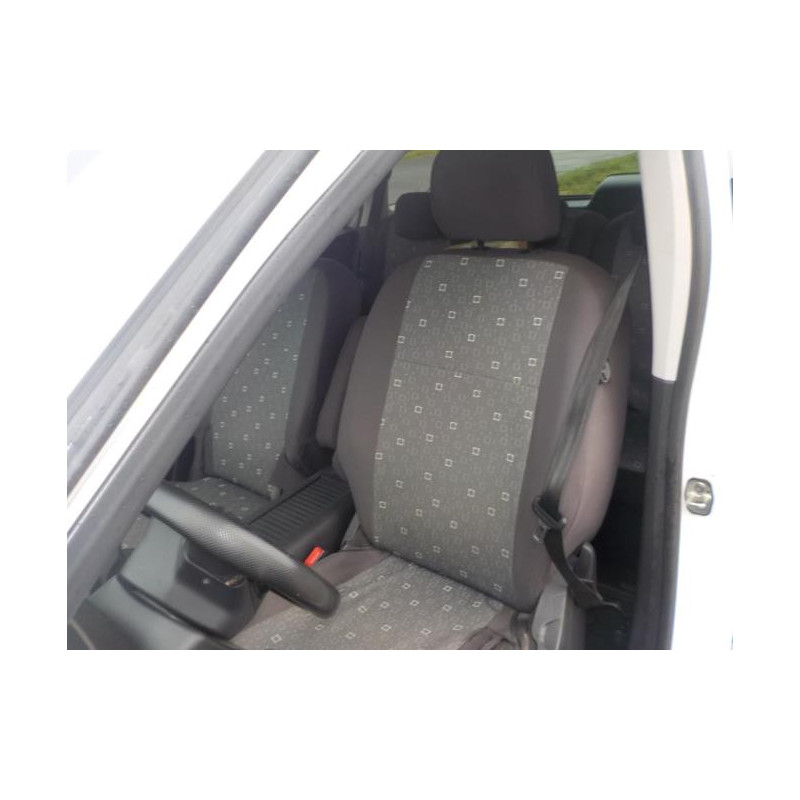 Poignee porte avant gauche PEUGEOT RIFTER d’occasion