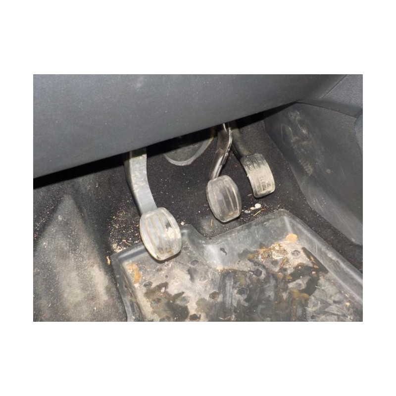 Poignee porte avant gauche PEUGEOT RIFTER d’occasion