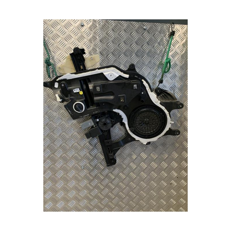 Moteur leve vitre avant gauche PEUGEOT RIFTER d’occasion