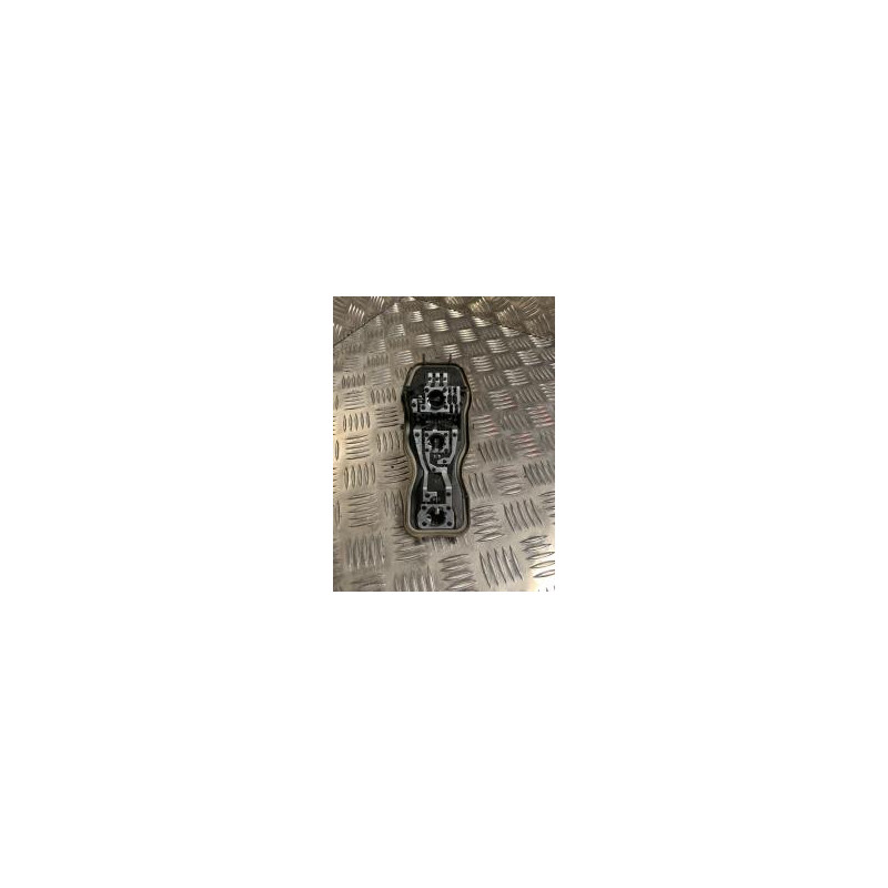 Platine feu arriere gauche RENAULT SCENIC 2 PHASE 2 d’occasion