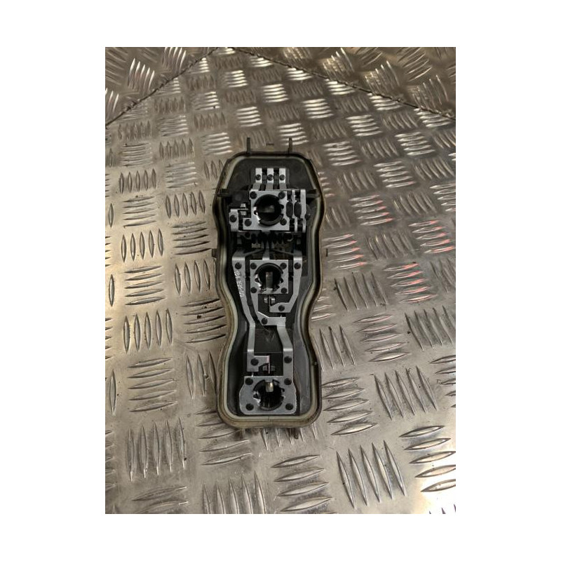 Platine feu arriere gauche RENAULT SCENIC 2 PHASE 2 d’occasion
