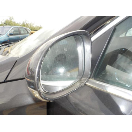 Anti brouillard gauche (feux) VOLKSWAGEN PASSAT 5 d’occasion