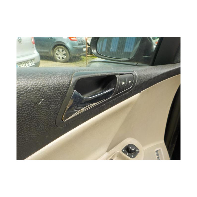 Anti brouillard gauche (feux) VOLKSWAGEN PASSAT 5 d’occasion