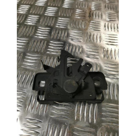 Serrure de capot RENAULT CLIO 4 PHASE 1 d’occasion