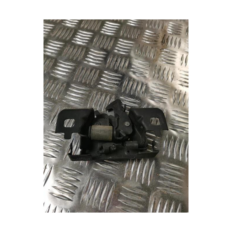 Serrure de capot RENAULT CLIO 4 PHASE 1 d’occasion