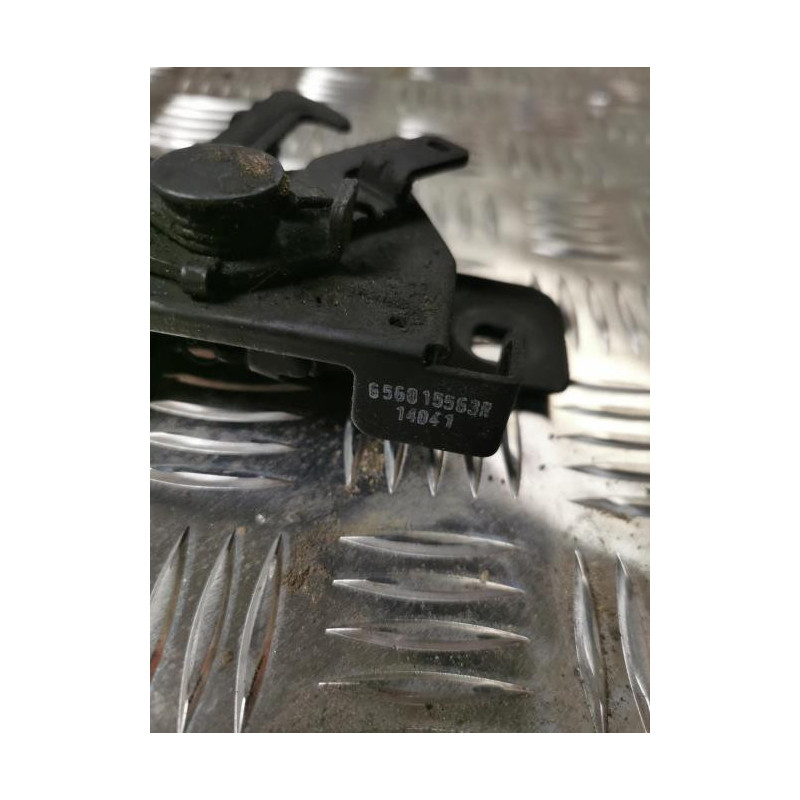 Serrure de capot RENAULT CLIO 4 PHASE 1 d’occasion