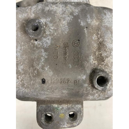 Support moteur droit VOLKSWAGEN GOLF 4 d’occasion