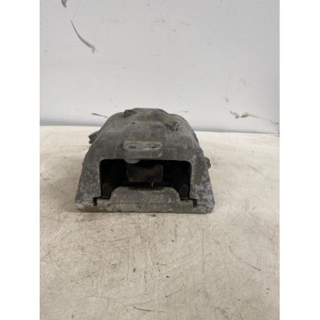 Support moteur droit VOLKSWAGEN GOLF 4 d’occasion
