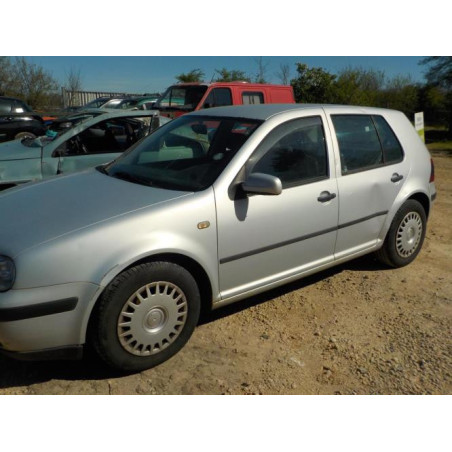 Support moteur droit VOLKSWAGEN GOLF 4 d’occasion