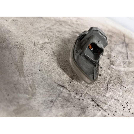 Repetiteur clignotant avant droit  (Feux) PEUGEOT 207 PHASE 2 BREAK d’occasion