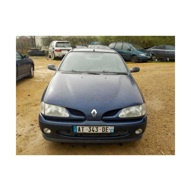 Feu arriere principal gauche (feux) RENAULT MEGANE 1 PHASE 1 COUPE d’occasion
