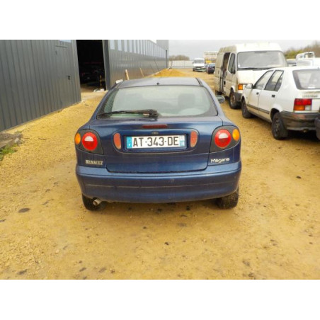 Feu arriere principal gauche (feux) RENAULT MEGANE 1 PHASE 1 COUPE d’occasion